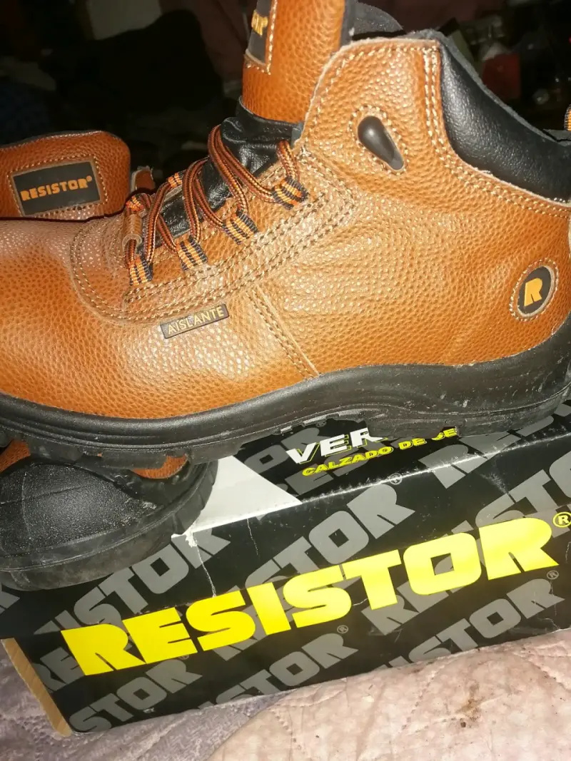 Botas de Seguridad Resistor Marrón con Punta de Acero - 4