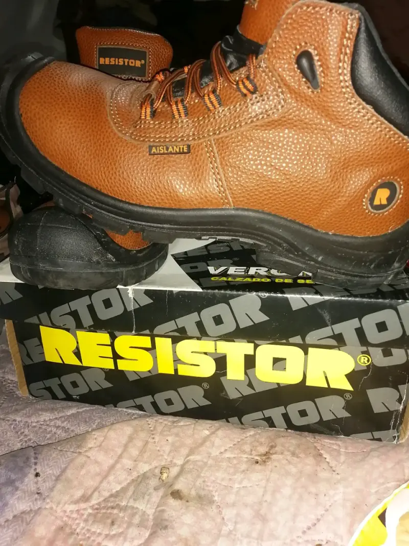 Botas de Seguridad Resistor Marrón con Punta de Acero - 5