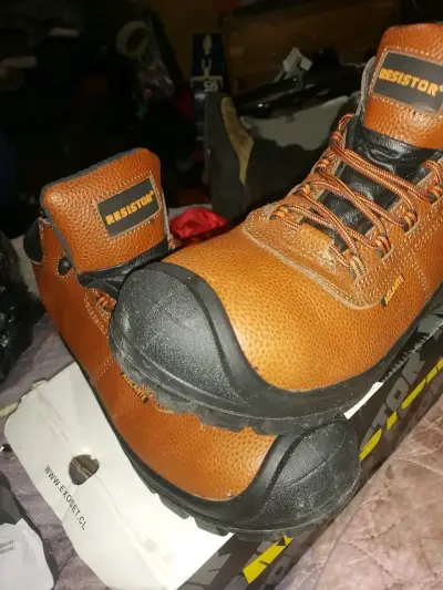 Botas de Seguridad Resistor Marrón con Punta de Acero - miniatura 6
