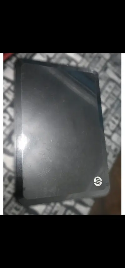 Laptop HP Pavilion g4 con Intel Core i7 - miniatura 2
