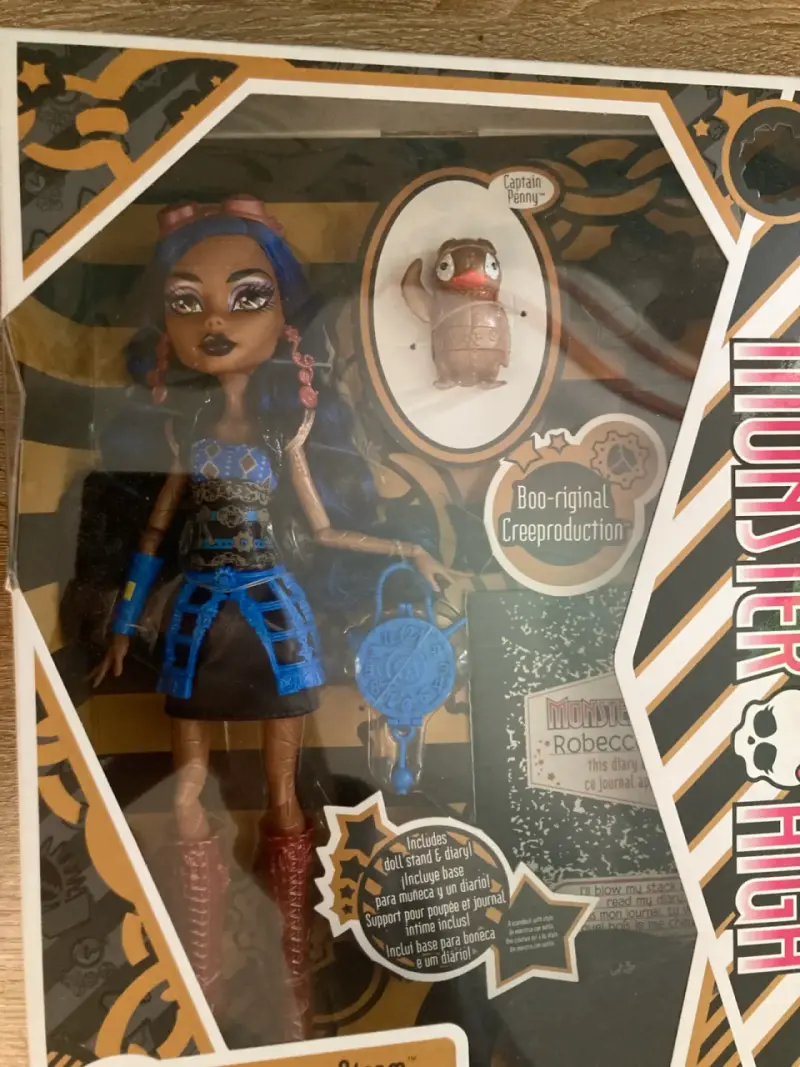 Muñeca Monster High Robecca Steam - 2