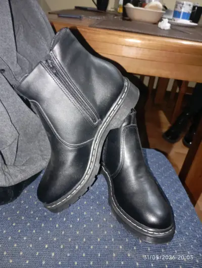 Botines de cuero negro con cierre lateral - miniatura 4