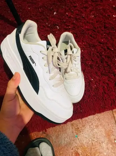 Zapatillas deportivas blancas Puma - miniatura 1