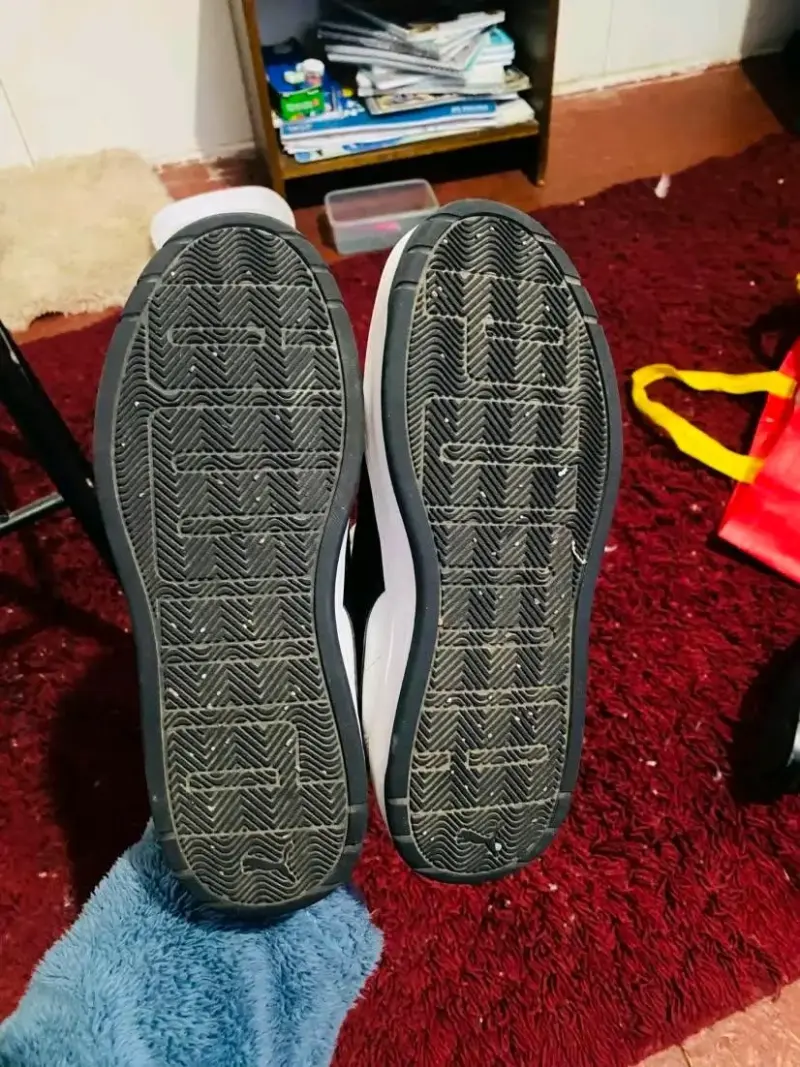 Zapatillas deportivas blancas Puma - 2