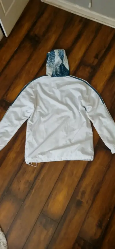Chaqueta deportiva Adidas con capucha - miniatura 1