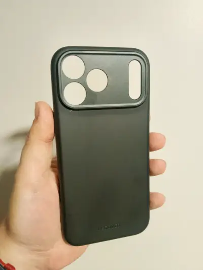 Funda Decoded para iPhone 17 pro max con MagSafe - miniatura 1