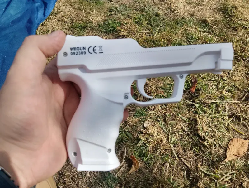 Pistola de Juego Wiigun Blanca para Nintendo wii - 2