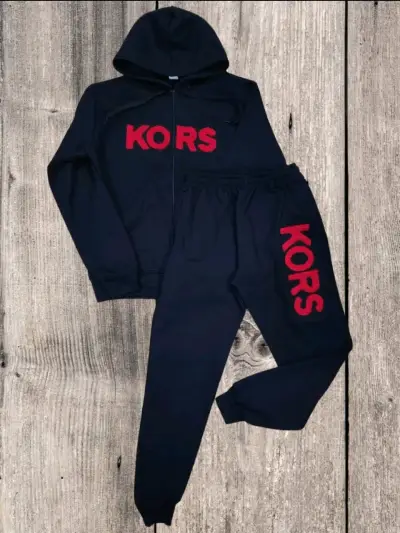 Conjunto deportivo para hombre y mujer - miniatura 1