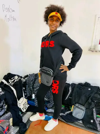 Conjunto deportivo para hombre y mujer - miniatura 3