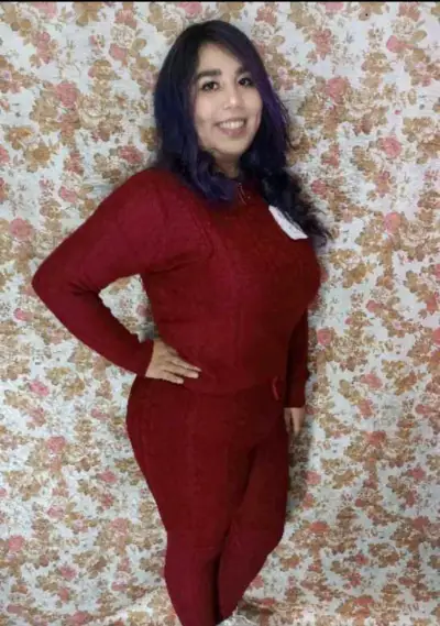 Conjunto de lanilla rojo para mujer - miniatura 1