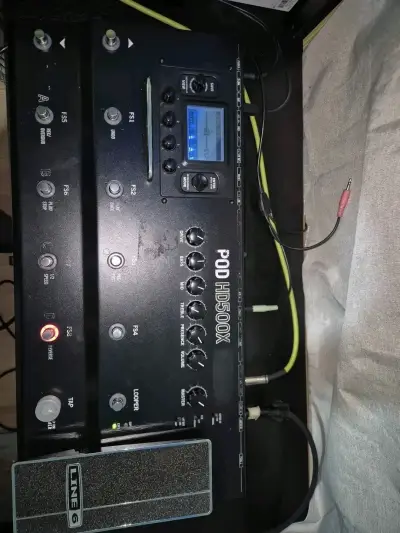 Pedalera multiefectos Line 6 POD HD500X - miniatura 1