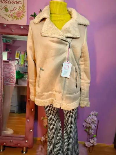 Chaqueta de mujer beige forrada - miniatura 2