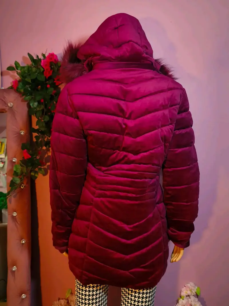 Chaqueta de invierno aterciopelada con capucha - 3
