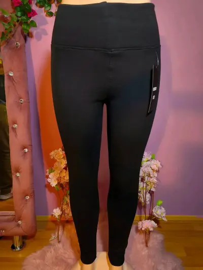 Leggings negros de cintura alta para mujer - miniatura 1
