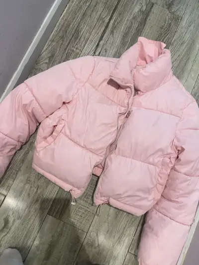 Chaqueta acolchada rosada para mujer - miniatura 1