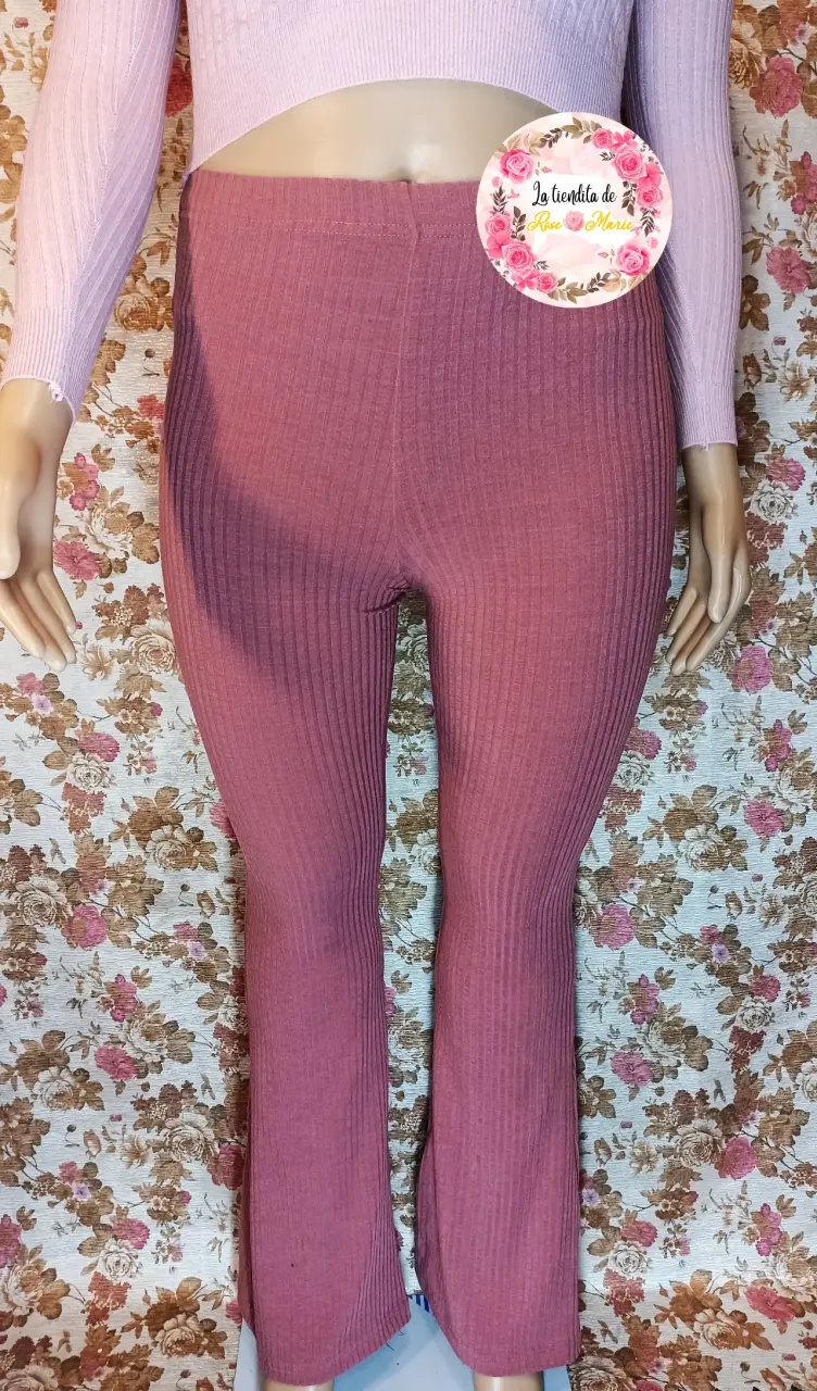 Calza flare de rosados de punto