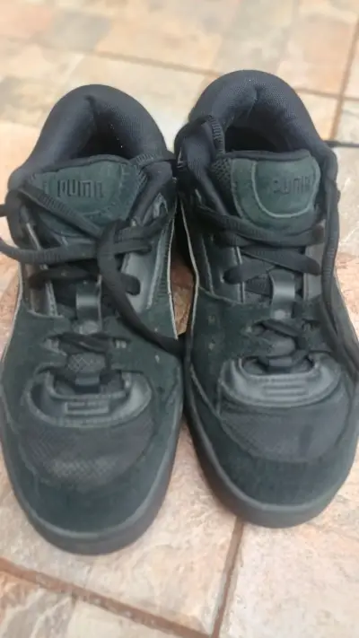Zapatillas deportivas negras Puma para mujer - miniatura 1