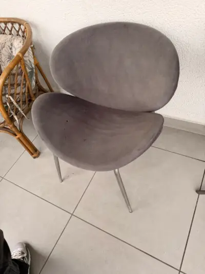 Silla de diseño moderno gris - miniatura 1