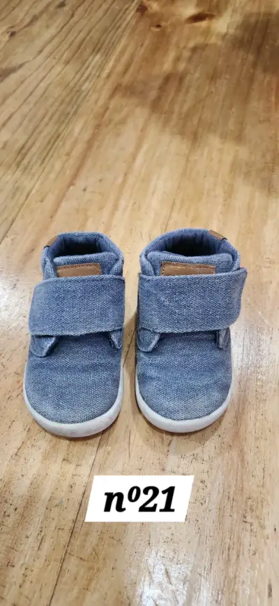Zapatillas deportivas para niños Puma blancas - miniatura 1