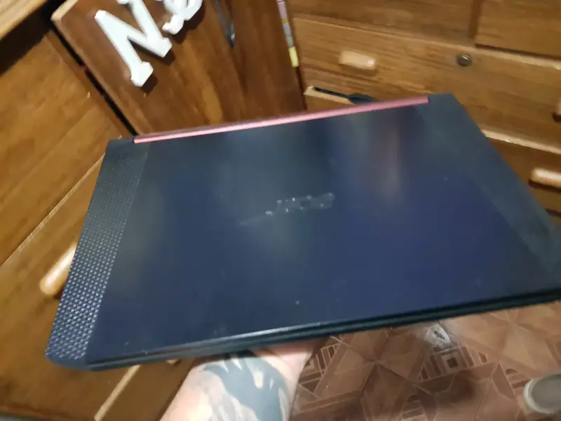 Laptop Acer Nitro AN515-54 con teclado retroiluminado - 3