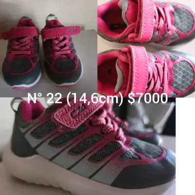 Zapatillas talla 22 - miniatura 1