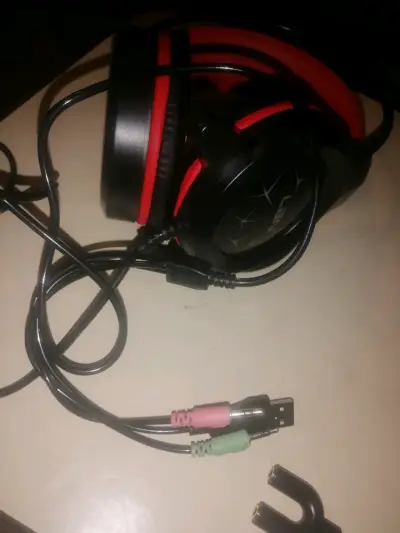 Audífonos Gamer con Micrófono y aros Essenza - miniatura 2