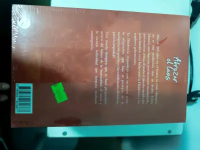 Libro 'Abrazar el Caos' de Sol Arrigada Espinoza - miniatura 2