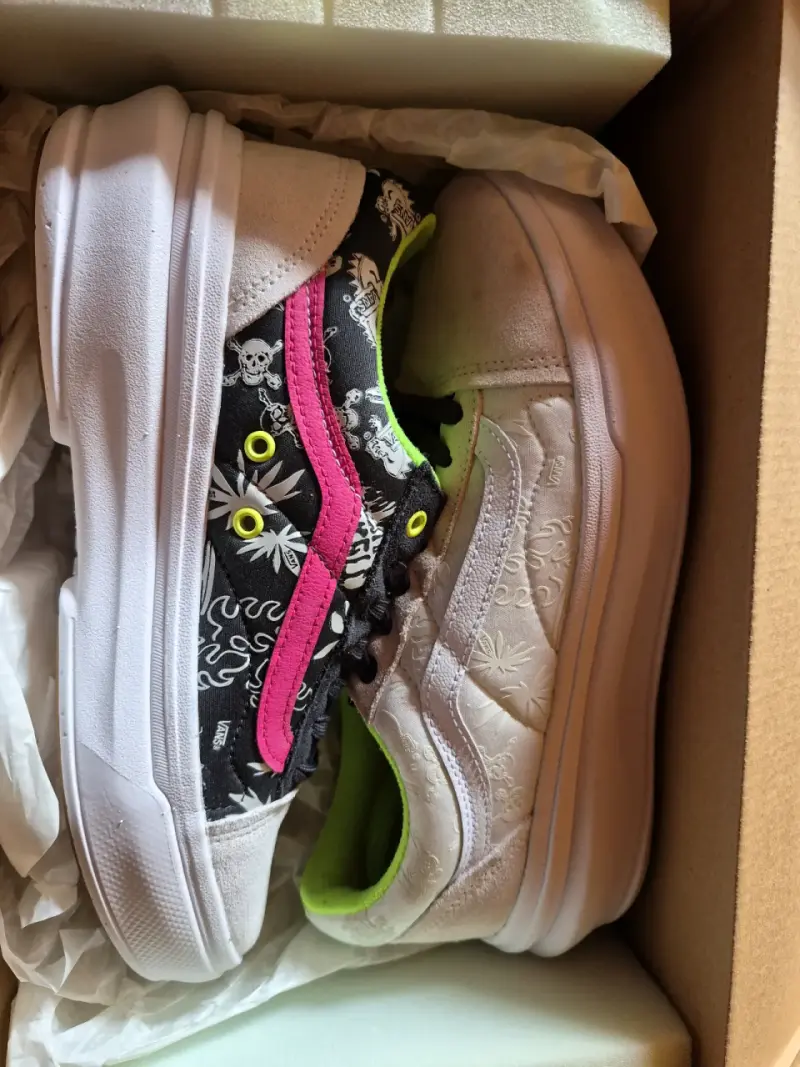 Zapatillas Vans Old Skool Over diseño único - 2