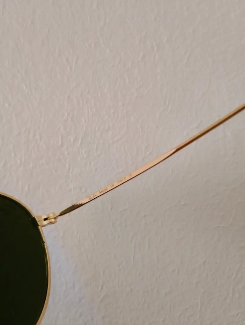 Gafas de sol Ray-Ban azul espejadas. - 5