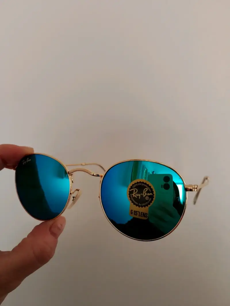 Gafas de sol Ray-Ban azul espejadas. - 6