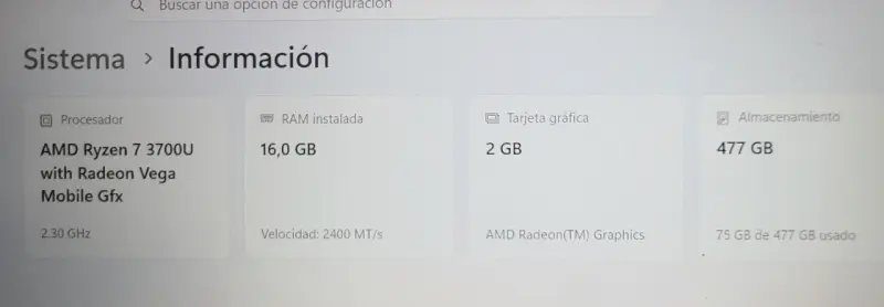 Laptop con Procesador Ryzen 7 y 16GB RAM - 2