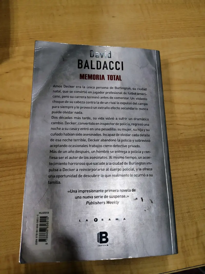 Libro 'Memoria Total' de David Baldacci - 2