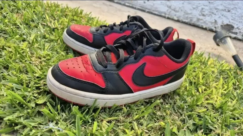 Nike Court Borough - 5