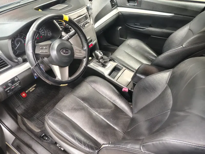 Subaru New Legacy 2010 en buen estado - 6