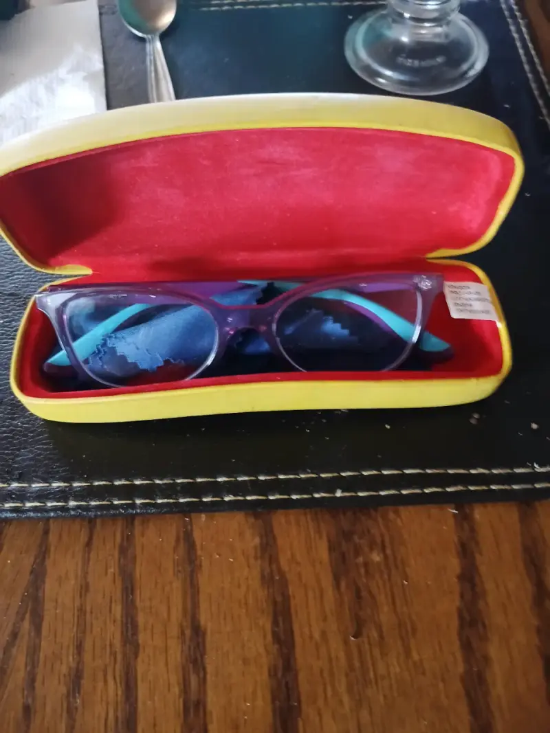 Lentes Ray-Ban morados con estuche niña - 2