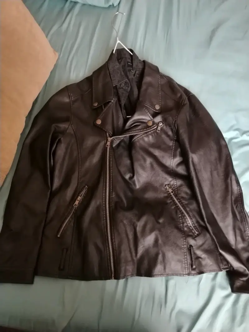 Chaqueta de cuero negra para hombre - 2