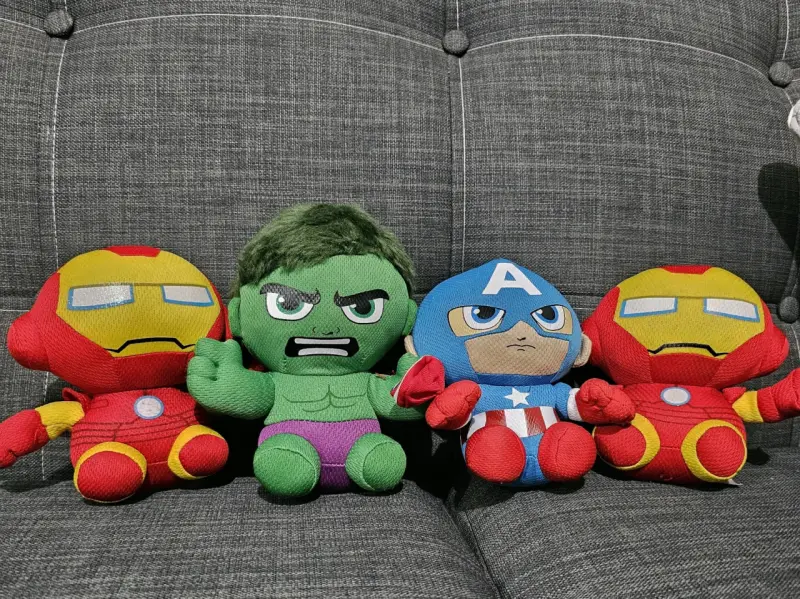 Set de Peluches de Superhéroes Marvel - 1