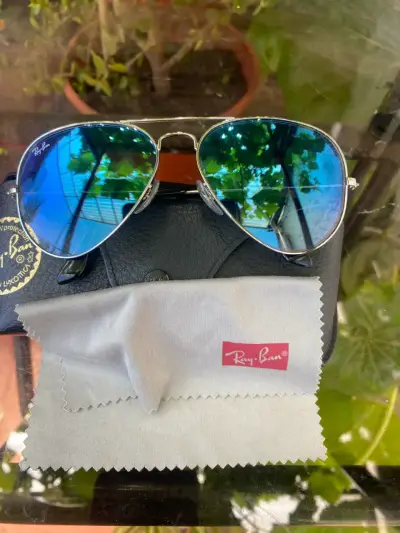 Gafas de sol Ray-Ban aviador espejo celeste - miniatura 2