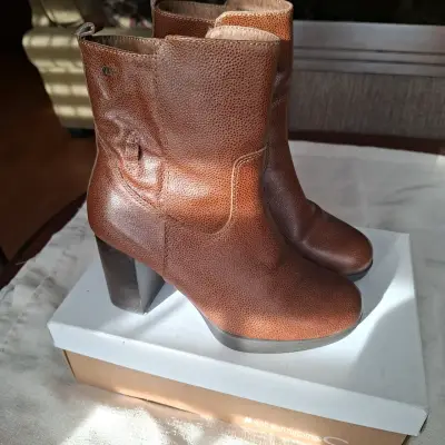 Botines de cuero marrón con tacón alto - miniatura 3