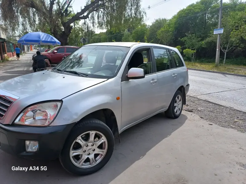SUV Chery Tiggo 2013 1 6 en buen estado - 1