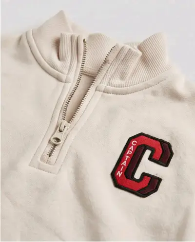 Conjunto deportivo infantil beige con detalles burdeos - miniatura 2
