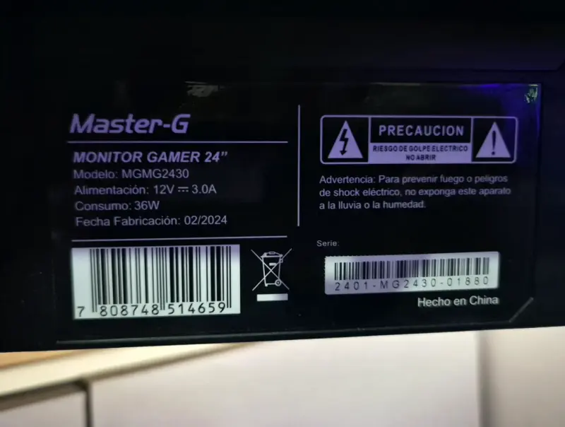 Monitor Gamer 24'' Master-G con Iluminación RGB - 3
