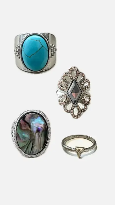 Set de anillos de plata con piedras decorativas - miniatura 1