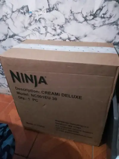 Máquina de helados Ninja Creami Deluxe - miniatura 1