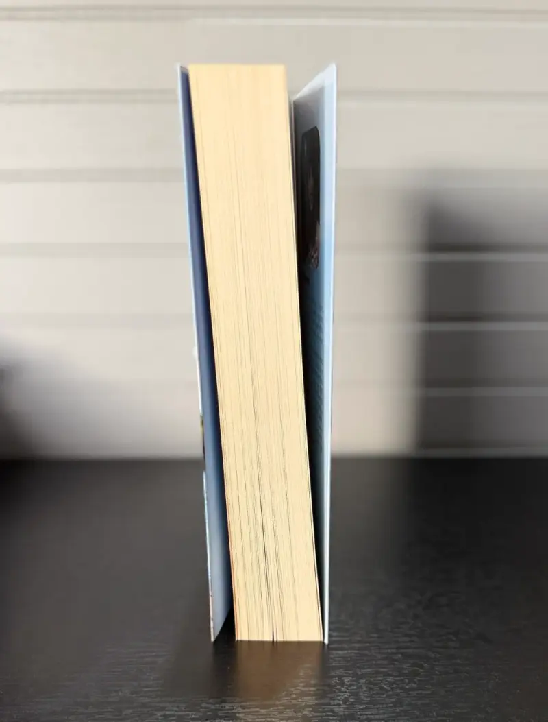 Libro 'Firmado, Abril' de Paula Ramos - 5ª Edición - 3