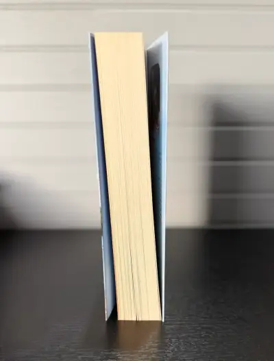 Libro 'Firmado, Abril' de Paula Ramos - 5ª Edición - miniatura 3