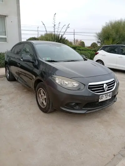 Renault Fluence 2014 en buen estado - miniatura 1
