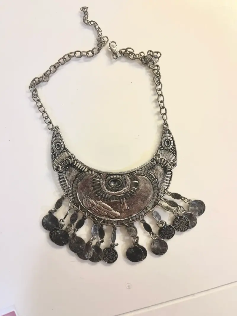 Collar bohemio de metal con colgantes - 4