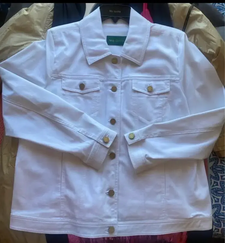 Chaqueta blanca de mezclilla - 1