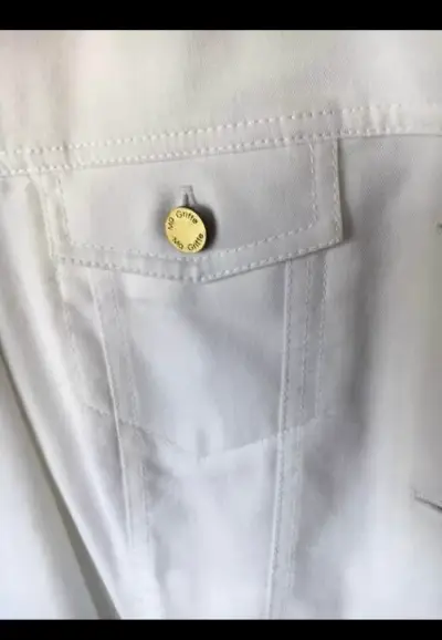 Chaqueta blanca de mezclilla - miniatura 3
